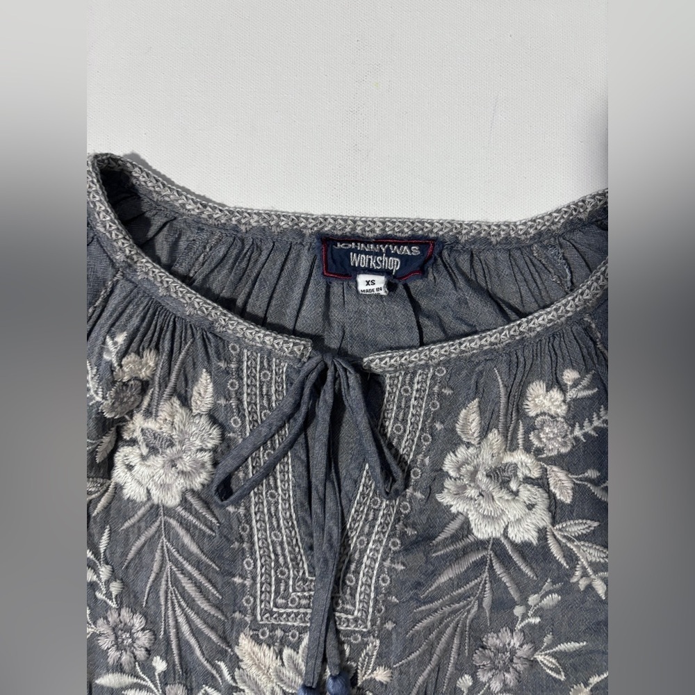 Johnny Was Workshop Oleander Marrakesh Blouse Chambray White Blue Size XS - Picture 4 of 11